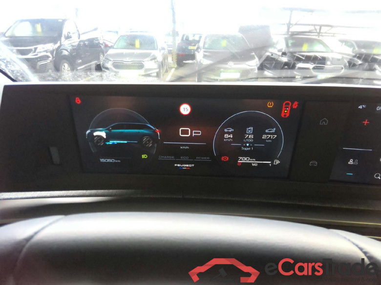 Peugeot 5008 Allure Hybrid 145 ch e-DCS6 #4