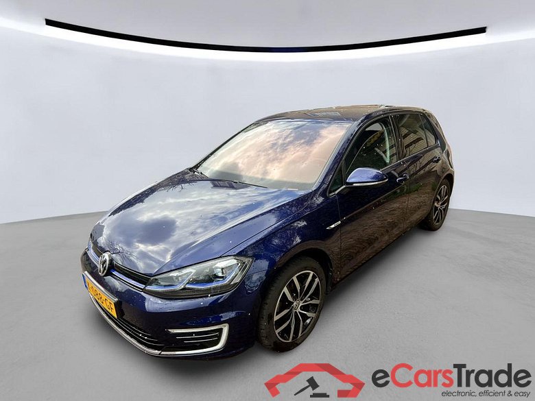 VOLKSWAGEN e-Golf 100 kW