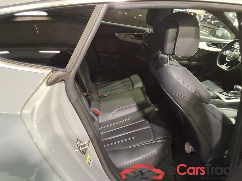 AUDI A5 SPORTBACK 2.0 40 TFSI S TRONIC S LINE #4