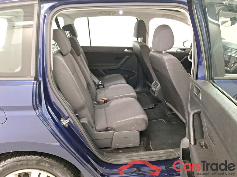 VOLKSWAGEN TOURAN - 2015 1.5 TSI ACT Trendline OPF DSG #6