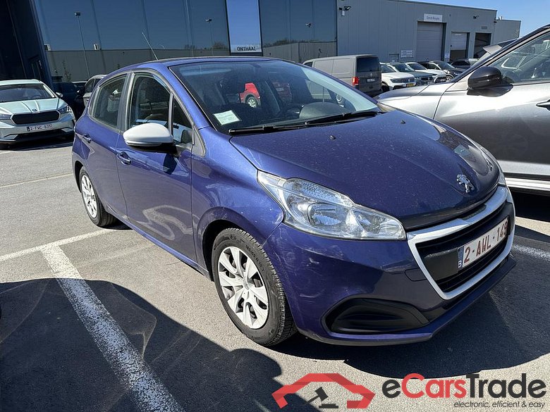 PEUGEOT 208 1.2i PureTech Like #2