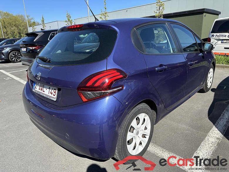 PEUGEOT 208 1.2i PureTech Like #4
