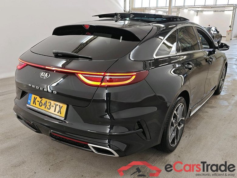 Kia ProCeed 1.5 T-GDi MHEV DCT7 GT-Line Edition 5d #2