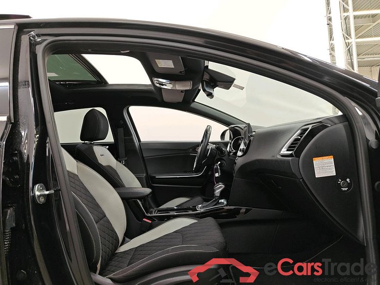 Kia ProCeed 1.5 T-GDi MHEV DCT7 GT-Line Edition 5d #3