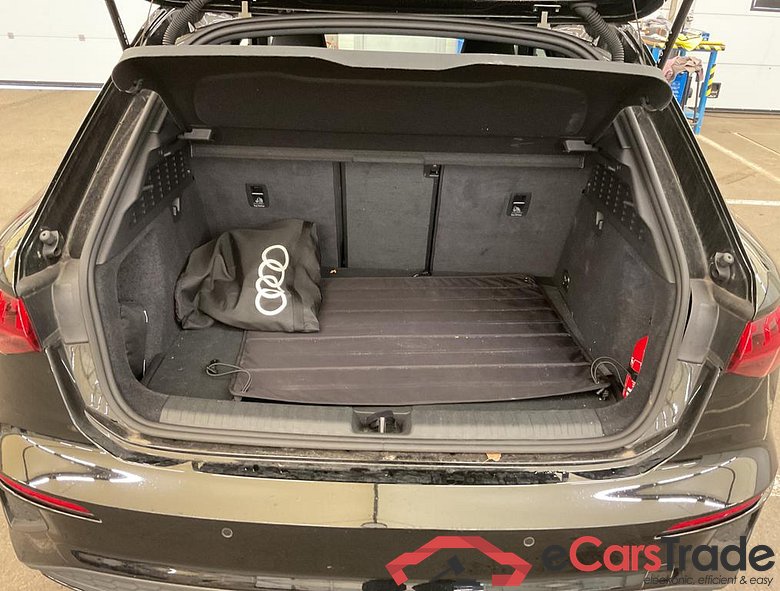 AUDI A3 Sportback PHEV Audi A3 Sportback Competition 45 TFSI e  180(245) kW(ch) S tronic #3