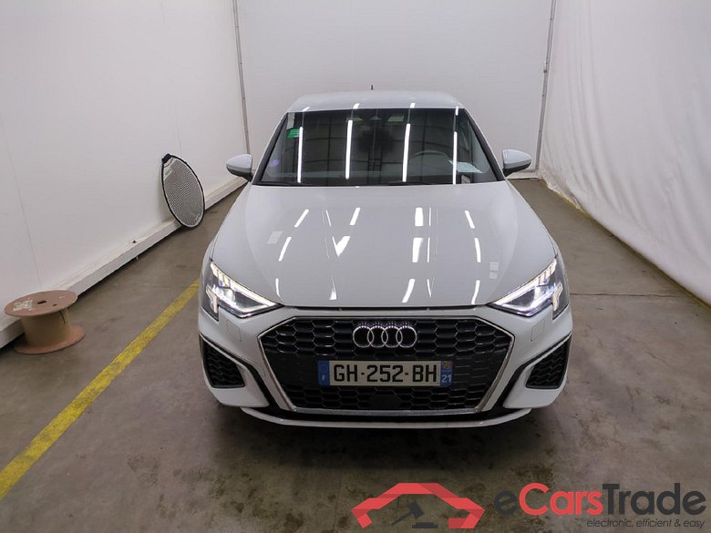 AUDI A3 Sportback / 2020 / 5P / Berline 35 TFSI 150 MHEV S Tronic S Line #3