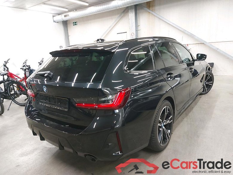 BMW - BMW 3 TOURING 330e 292PK M Sport With Heated Seats & Pack Innovation With Adaptive Light & Driving Assistant Pack & Live CockPit Pro     * HYBRID * #2