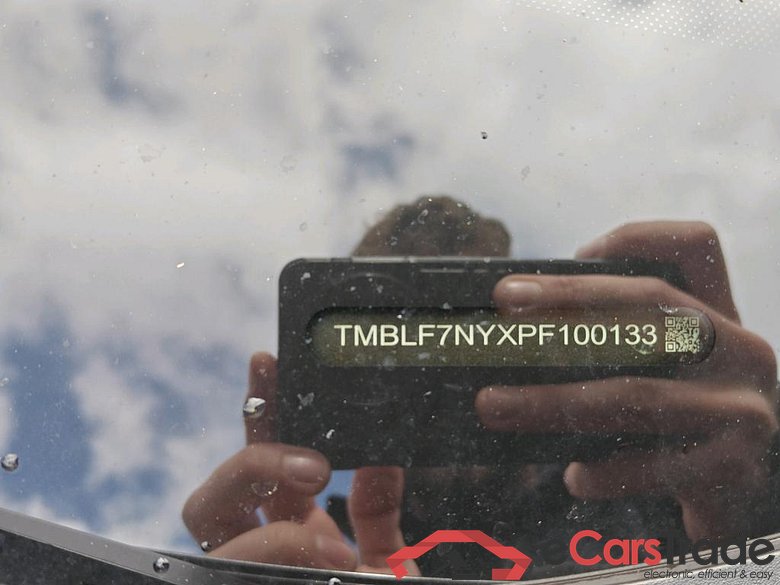 SKODA Enyaq iV 220 kW #3