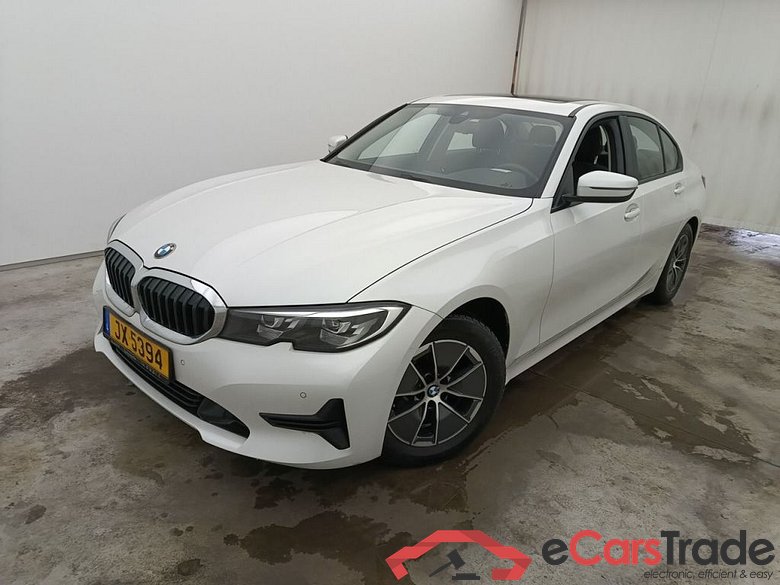 BMW 3 - 2019 318iA 156hp OPF 4d