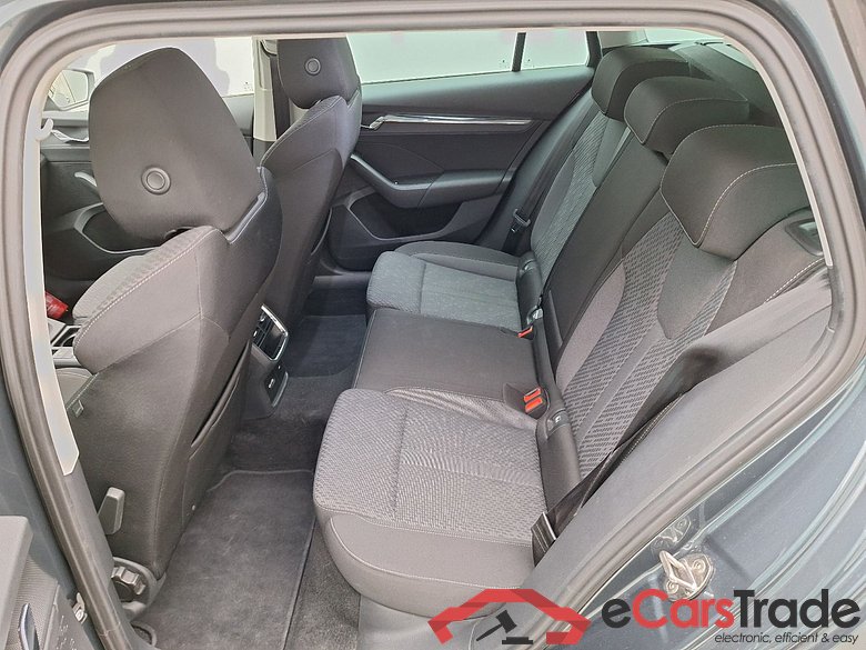 Skoda, Octavia Combi '20, Skoda Octavia Combi 2.0 CRTDI 85kW Clever+ 5d #4