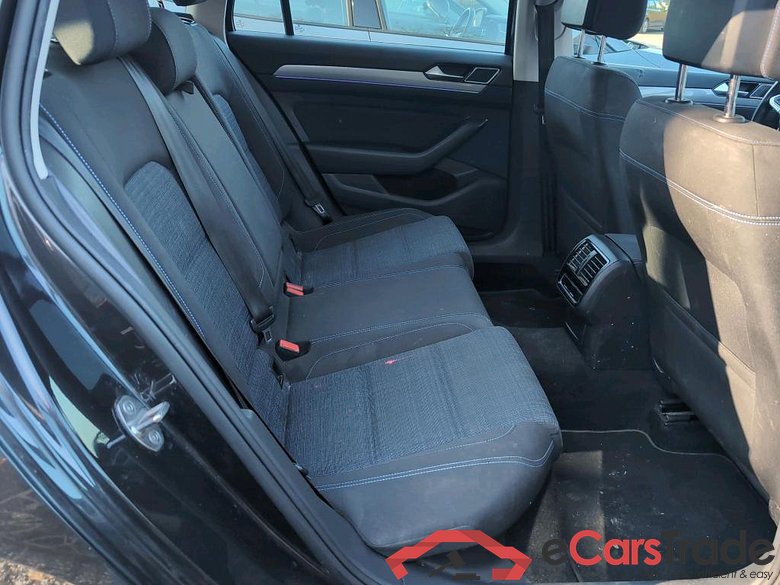 VOLKSWAGEN PASSAT VARIANT GTE - 2020 1.4 TSI PHEV GTE Business DSG #6