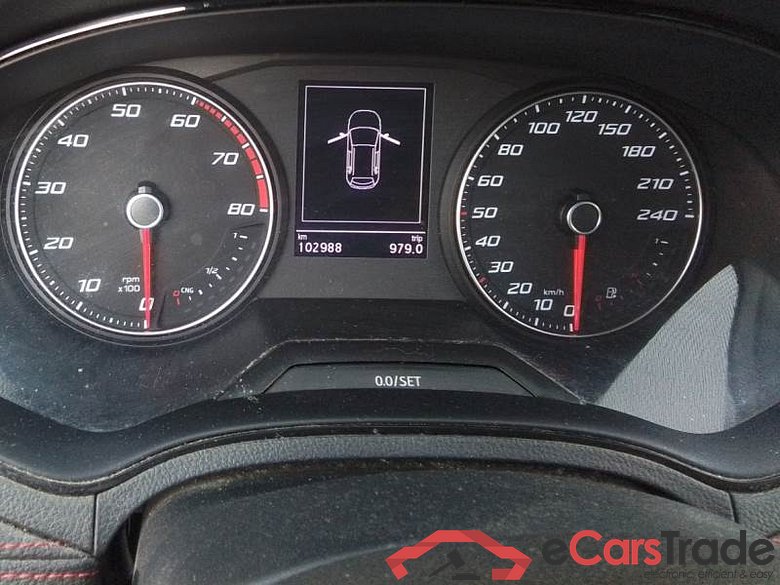 SEAT ARONA / 2017 / 5P / CROSSOVER 1.0 TGI 66KW FR #4