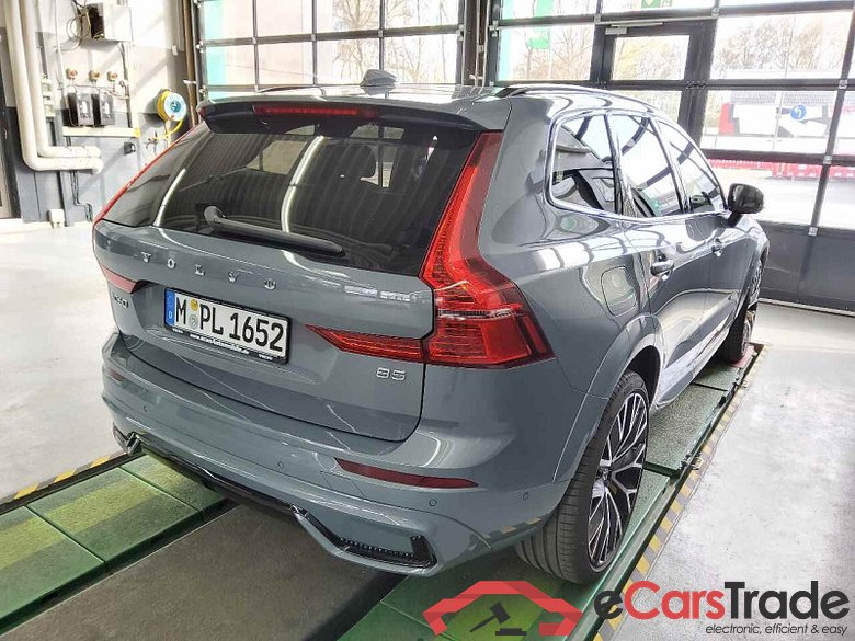 Volvo XC60 (03.2017->) DE - SUV5 B5 (Benzin) 2WD EU6d, R-Design Mild-Hybrid (EURO 6d), (Facelift) 2021 #3