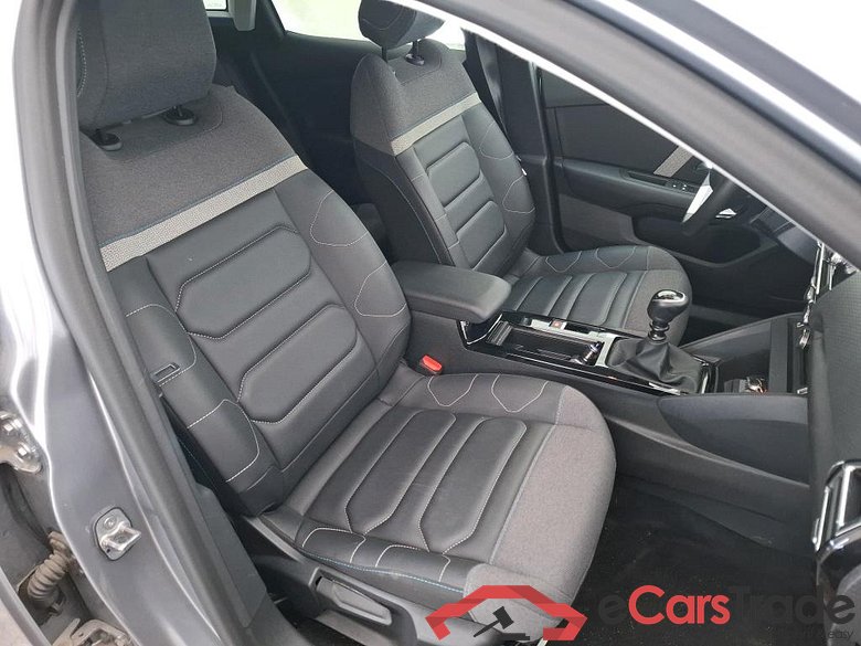 C4 Berline Max 1.2 PureTech 130CV BVM6 6E #6