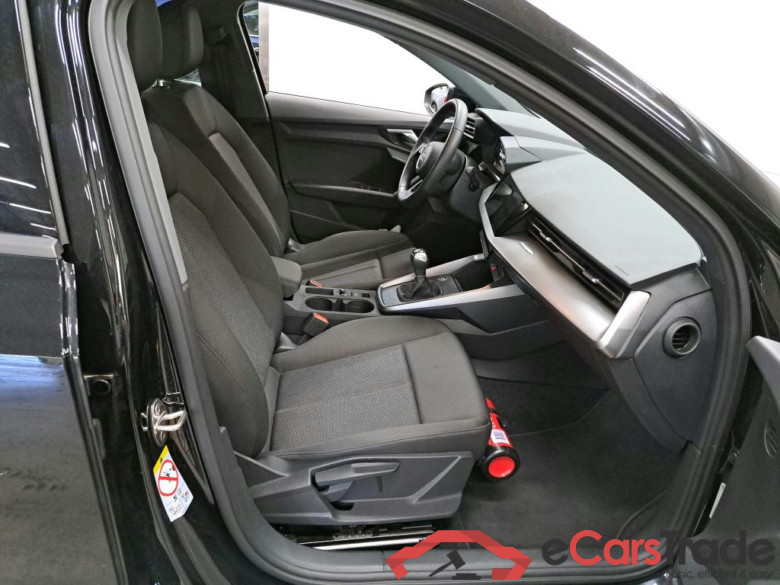 AUDI - AUD A3 BERLINE 30 TDi 116PK Attraction Pack Business & Rear Park Sensors #3