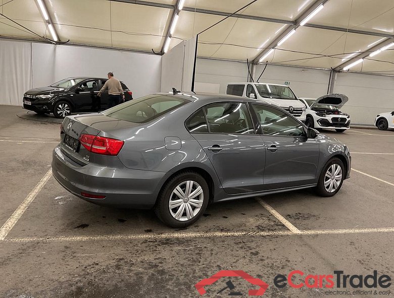 VOLKSWAGEN Jetta Jetta Comfortline 1.4 TSI BlueMotion Technology 92 kW (125 ch) 7 vitesses DSG #2