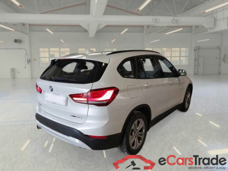 BMW X1 / 2019 / 5P / SUV XDRIVE 25E BUSINESS ADVANTAGE AUTOMATICO #2