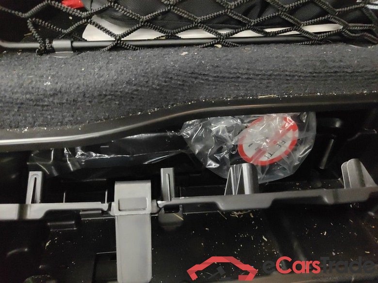 MERCEDES CLASSE GLC - 2019 GLC 300 258 4 Matic (EU6d-TEMP) 5d Auto #4