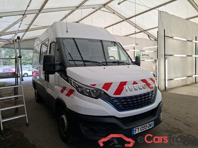 IVECO Daily / 2014 / 4P / Fourgon tôlé 3.0 35S14NA8 V11 H2 3520 B POWER #4