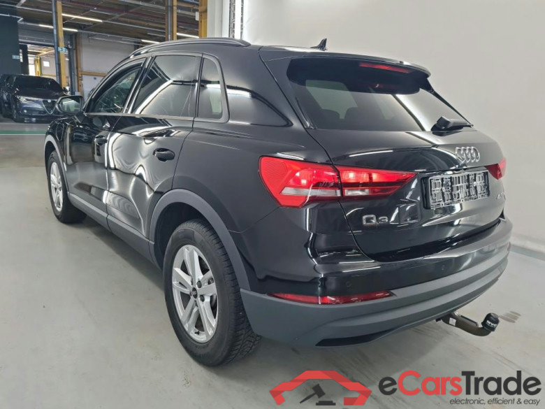 AUDI Q3 1.4 45 TFSI E S TRONIC #3