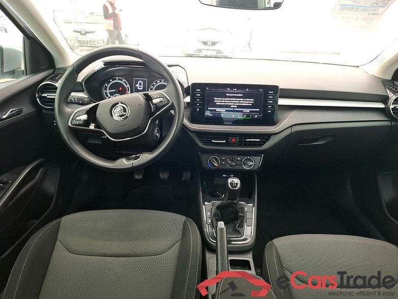 Fabia Ambition 1.0 MPI 80CV BVM5 E6d #5