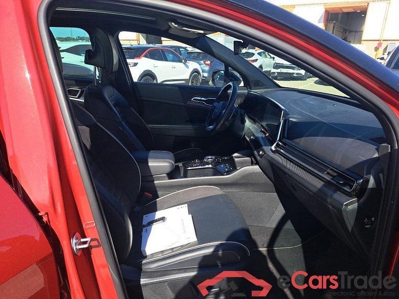 KIA Sportage / 2022 / 5P / todoterreno 1.6 T-GDi HEV 171kW (230CV) GT-line 4X2 #6