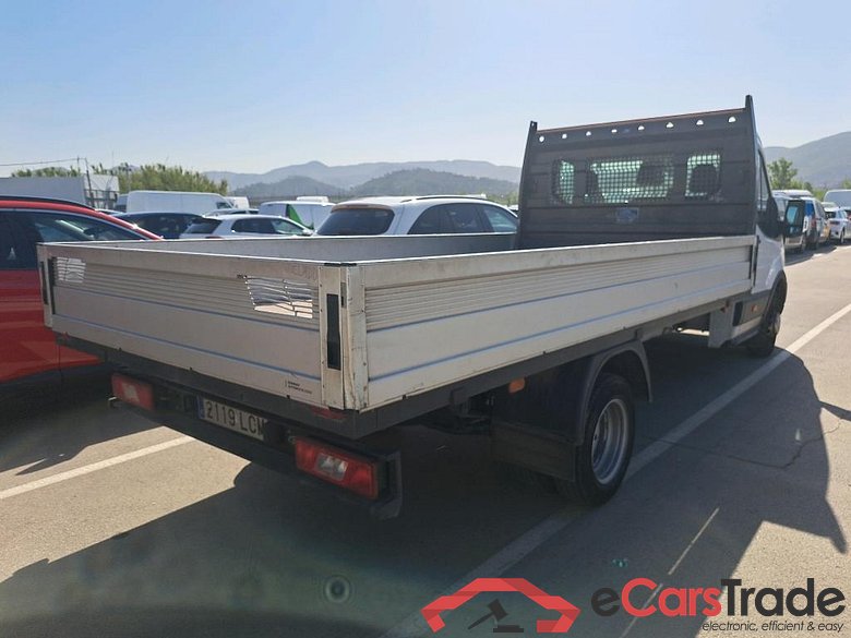 FORD Transit / 2013 / 2P / chasis cabina 350 96kW L4 Trend Propulsión Trasera #2