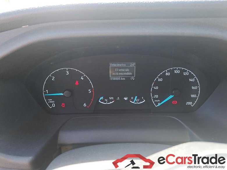 FORD Transit / 2013 / 2P / chasis cabina 350 96kW L4 Trend Propulsión Trasera #4