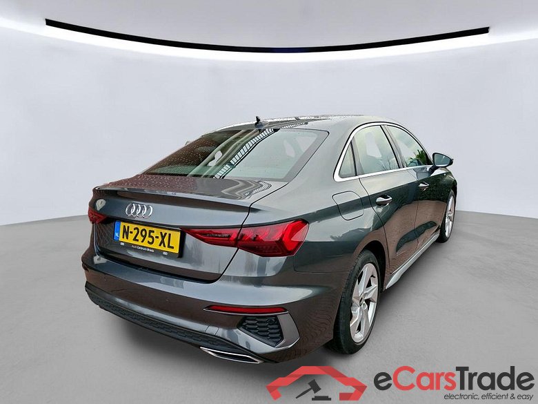 AUDI A3 Limousine 81 kW #6