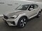 preview Volvo XC40 #0