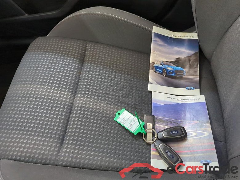 Ford Focus 1.0 EcoBo 100pk Trend Edition Bus Wagon 5d #4