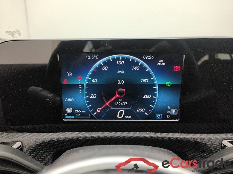 Mercedes-Benz CLA Shooting Brake CLA 180 d Essential Line 5d #6