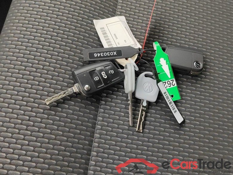 VOLKSWAGEN TRANSPORTER T6.1 1000 FOU SWB DSL - 2020 2.0 TDi 150 SCR BMT DSG (EU6d-TEMP) 5d #4