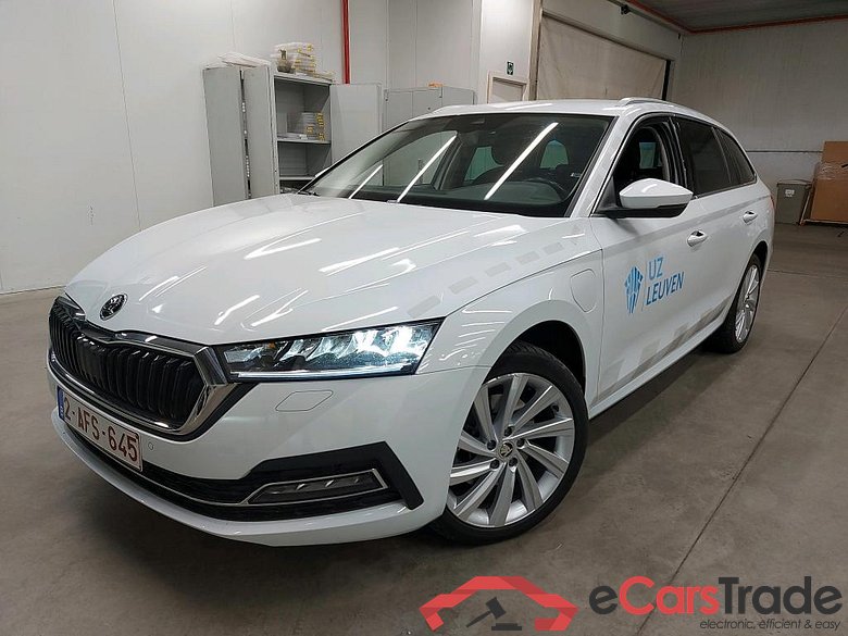 SKODA - SKO OCTAVIA COMBI TSI PHEV 204PK DSG6 Clever  * HYBRID * #1