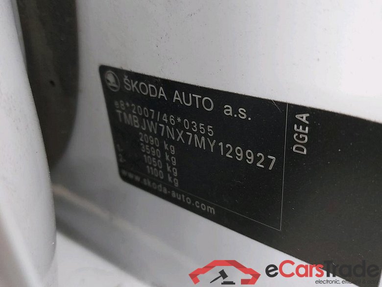 SKODA - SKO OCTAVIA COMBI TSI PHEV 204PK DSG6 Clever  * HYBRID * #4