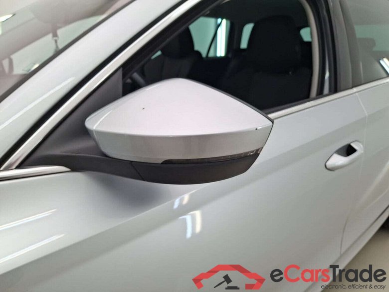 SKODA OCTAVIA COMBI 1.5 TSI ETEC CLEVER DSG #5