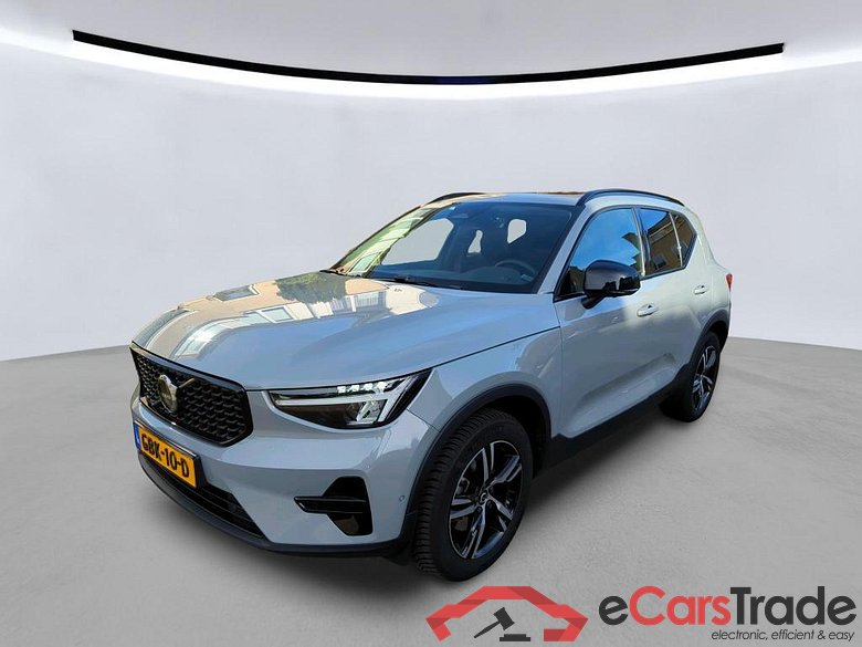 VOLVO XC40 145 kW #1