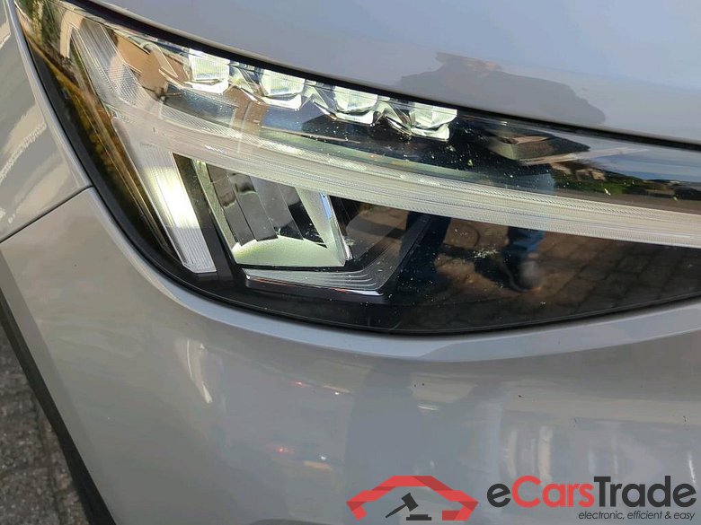 VOLVO XC40 145 kW #4