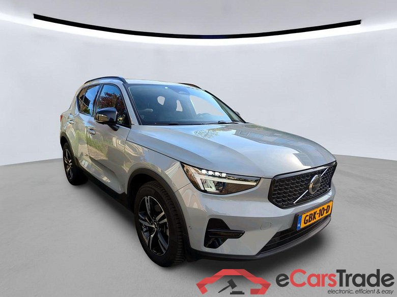 VOLVO XC40 145 kW #5