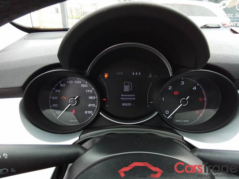 FIAT 500X / 2018 / 5P / CROSSOVER 1.3 MJET 95CV E6D CONNECT #4