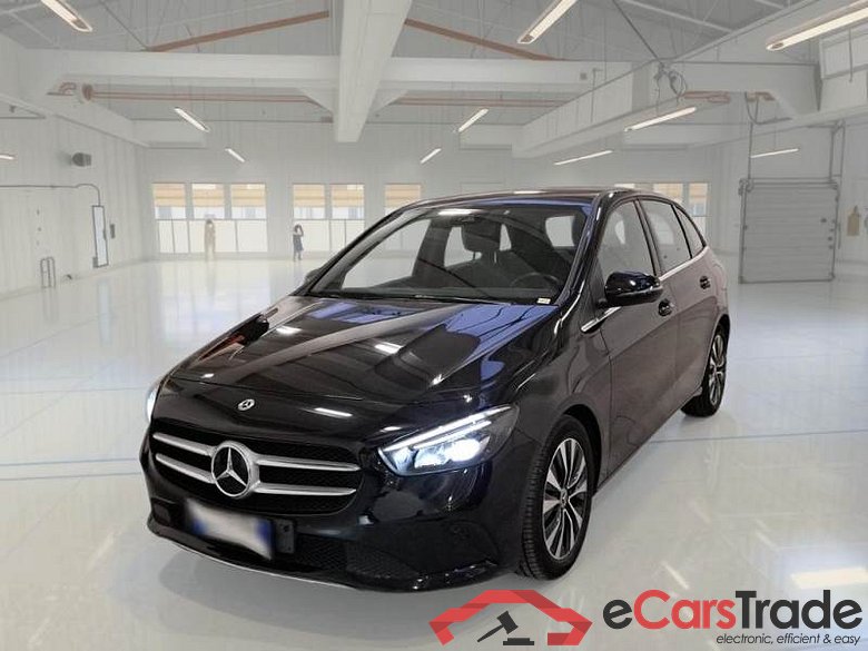 MERCEDES-BENZ CLASSE B / 2018 / 5P / MONOVOLUME B 180 AUTOMATIC BUSINESS EXTRA