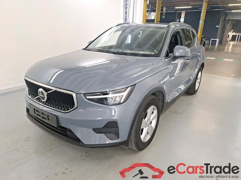 VOLVO XC40 1.5 T2 ESSENTIAL AUTO #1