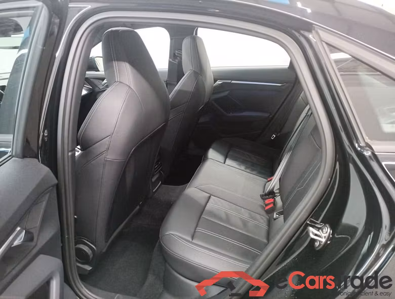 Audi A3 Berline 2.0 TDi 30 85kW S tronic S line Bus. Ed 4d #3