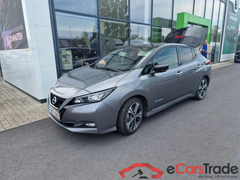 Nissan Leaf ZE1 - A02