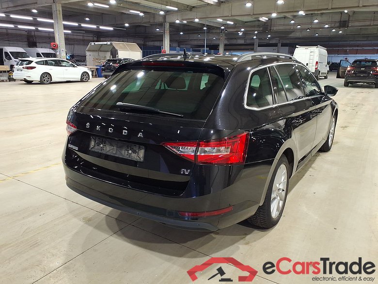 SKODA SUPERB COMBI - 2019 1.4 TSI PHEV Ambition DSG #4