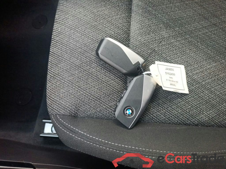 BMW X1 DIESEL - 2023 2.0 dA 150hp sDrive18 5d #4
