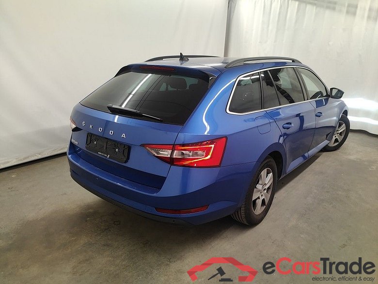 Skoda Superb Combi 2.0 CRTDI 90kW DSG7 Clever 5d #2