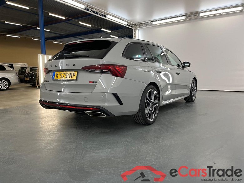 SKODA Octavia Combi 2.0 TSI RS 245 Business #4