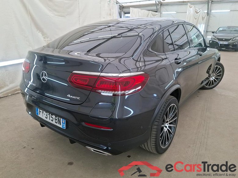 MERCEDES-BENZ GLC Coupe / 2019 / 5P / Coupé 2.0 GLC 300 DE AMG LINE 4MATIC #3