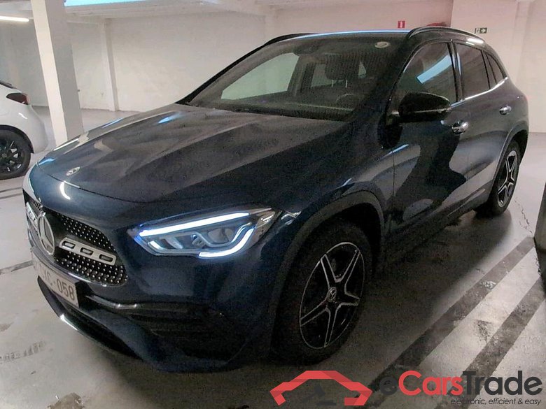 MERCEDES-BENZ GLA 1.3 GLA 250 E DCT AMG LINE